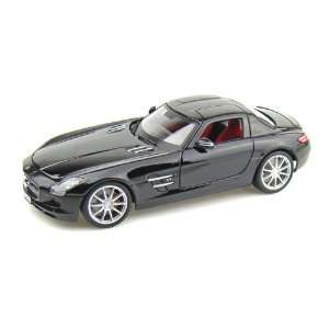  Mercedes Benz SLS AMG Gullwing 1/18 Black: Toys & Games