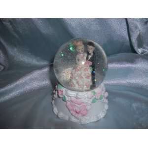  Bride & Groom Snow Globe: Home & Kitchen