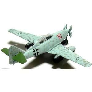    Me 262B Snap Model Kit S2 1:144 F toys FTC102: Toys & Games