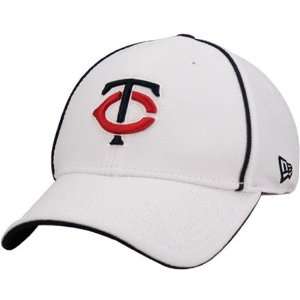  New Era Minnesota Twins White Max 39THIRTY Stretch Fit Hat 