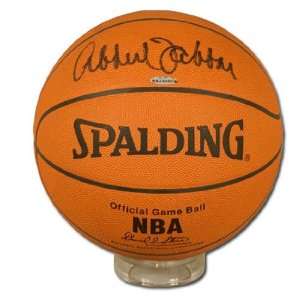 Kareem Abdul Jabbar Autographed Basketball (UDA):  Sports 