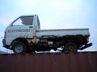 Daihatsu Pick up trucks for parts 3 cyl Gas 4 parts MAKE US AN OFFER 