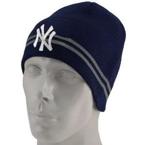   York Yankees Navy Blue Middle Reliever Knit Beanie: Sports & Outdoors