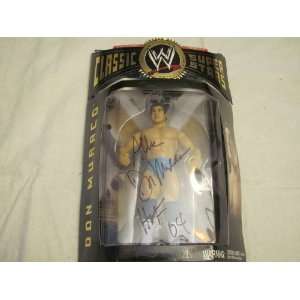   WWE CLASSIC COLLECTOR SERIES DON MURACO ACTION FIGURE 