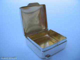 STERLING SILVER PLAIN SQUARE EMBOSSED PILL BOX   NEW  