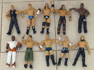 WWE / TNA WRESTLING FIGURES   MIXED WRESTLERS F   POSTAGE DISCOUNTS 