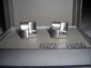 Kenneth Cole Reaction:Brushed Silver 4square Cufflinks  