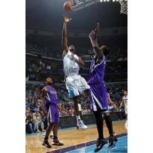  Sacramento Kings v New Orleans Hornets Emeka Okafor 