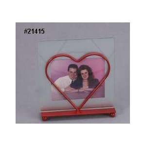 Creative Gifts RED HEART FRAME, HOLDS 3.5 X 