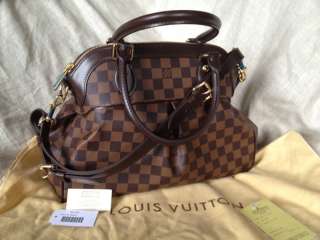 100% Authentic Louis Vuitton Trevi PM Bag in Damier Canvas.