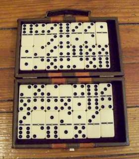 Dominoes Set of 28 in Two Tone Brown Travel Case Very Nice  