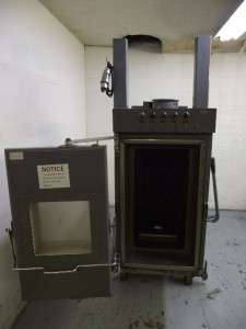 RIEHLE VERTICAL TRANSLATION TENSILE/CREEP TESTER FURNACE  100/+1000 