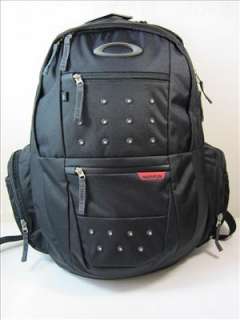New OAKLEY ARSENAL Bag 15   17 Laptop Computer Backpack School 