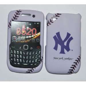  BLACKBERRY 8520/8530/9300 CURVE NY YANKEES CASE/COVER 