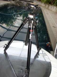 BOGEN 3205 CAMERA TRIPOD WITH # 3025 CAMERA MOUNT  