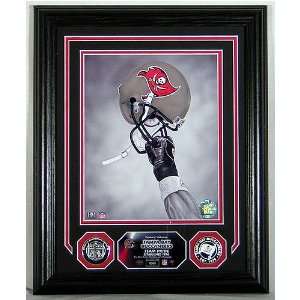    Tampa Bay Buccaneers Team Pride PhotoMint: Sports & Outdoors