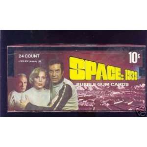  Space 1999 Bubble Gum Cards Full Box: Toys & Games