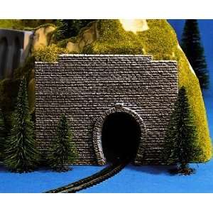  Noch 34790 Tunnel Entrance Single Track Reduces HO to N (2) Toys