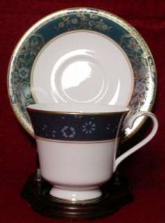 Royal Doulton china CARLYLE Cup and Saucer Set H5018  