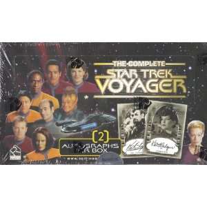  2002 Rittenhouse The Complete Star Trek Voyager Hobby Box 