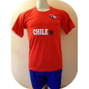 CHILE SOCCER KIDS SETS JERSEY & SHORT SIZE 10 .NEW:  Sports 
