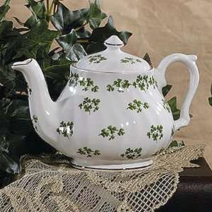  Royal Patrician Irish Shamrock 3 cup bone china teapot 