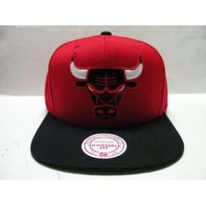   NBA Chicago Bulls Big Logo RED 2 Tone Snapback Cap