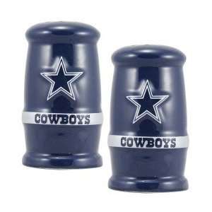 Dallas Cowboys Team Logo Salt & Pepper Shaker: Sports 