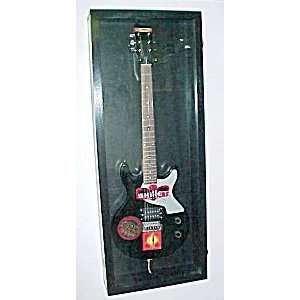  Autographed Guitar Wood Display Case   Red Velvet 