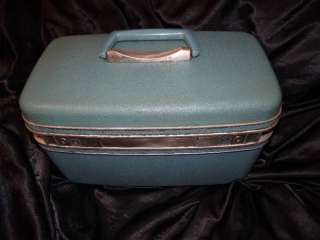 Vintage Teal Samsonite Shilouette Train Case Luggage  