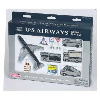  United Airlines Die Cast Airport Play Set Toys & Games