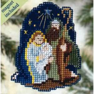  Winter Holiday Magnet Kit   Nativity Toys & Games