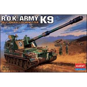   Army K9 Self Propelled Howitzer Tank (Plastic Models): Toys & Games
