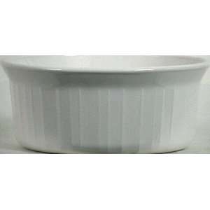 French White 16 Ounce Oval Dish With Plastic Cover  