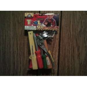  DO IT YOURSELF TOOL SET (AGES 3 +): Toys & Games