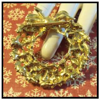 Vintage Pearl & Enamel Christmas Wreath Gold Pin  