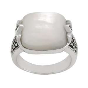  Sterling Silver Marcasite and Mother Of Pearl Cushion Ring 
