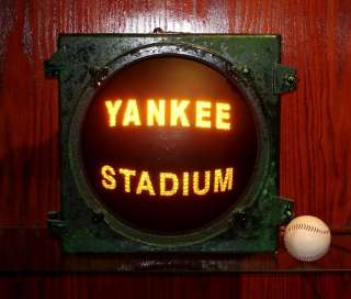 AWESOME 1960s YANKEE STADIUM Yankees TRAFFIC SIGN LIGHT !  