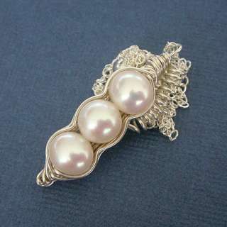 Peas In A Pod Peapod Freshwater Pearl Pendant Necklace  