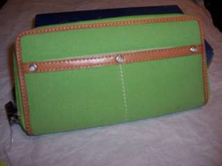 Stunning Kenneth Cole Ziparound Wallet,Lime Green  