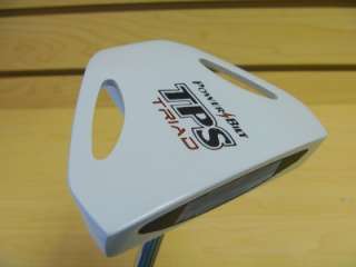 THE MALLET DESIGN GIVES THIS BELLY PUTTER GREAT BALANCE AND FEEL 