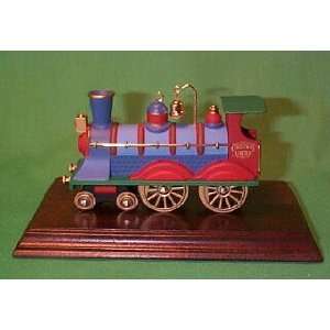  1990 CHRISTMAS LIMITED   Club Ornament   Locomotive