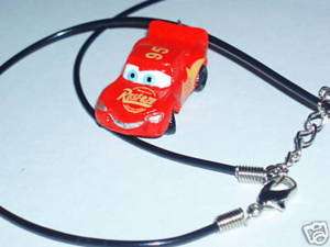 Disney Pixar Cars Mc Queen Anhänger + Rubber Kette NEU  