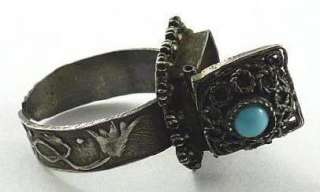   Adjustable Silver Poison Ring Set with a Turquoise Stone c. 1960 70s