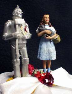   & DOROTHY Wizard of Oz TOTO IN A BASKET Wedding Cake Topper RED top