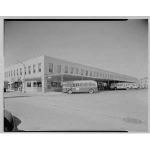   Levittown, Long Island. Hempstead bus terminal 1953: Home & Kitchen