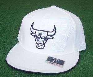 Chicago Bulls hat RBK White Double Logo Fitted 7 3/8  