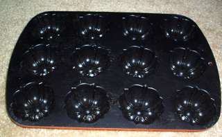 nordicware bundt brand fluted muffin pan 50700 12 muffins 13 5