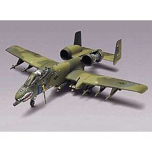  Revell 172 A 10 Warthog Toys & Games