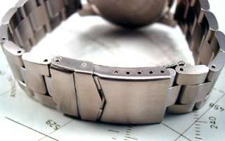   steel oyster metal watch band here is a high quality solid link